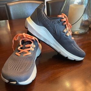 Altra Provision 7 - gently used still lots of miles! No tears, clean